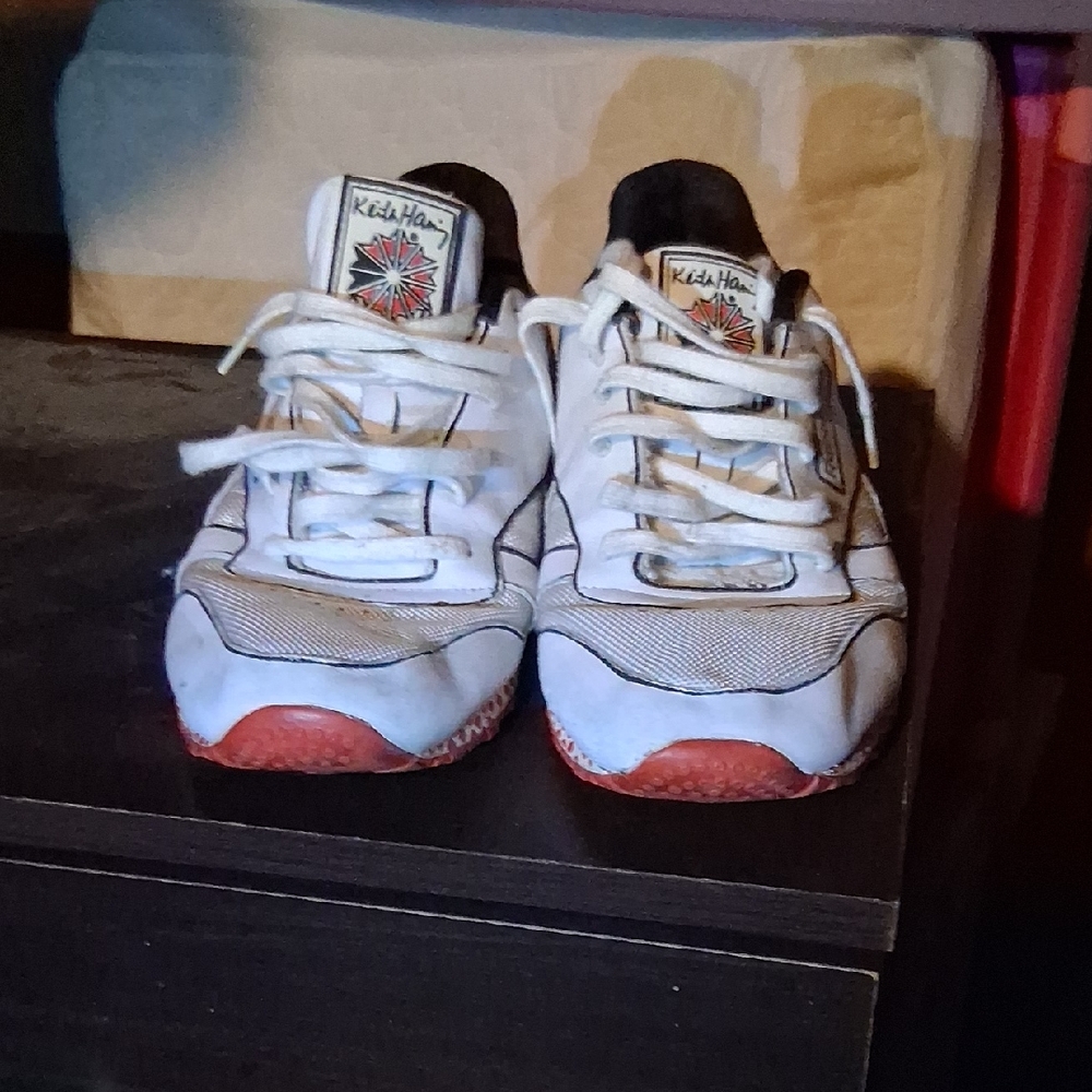 Keith Harring Reebok 10.5